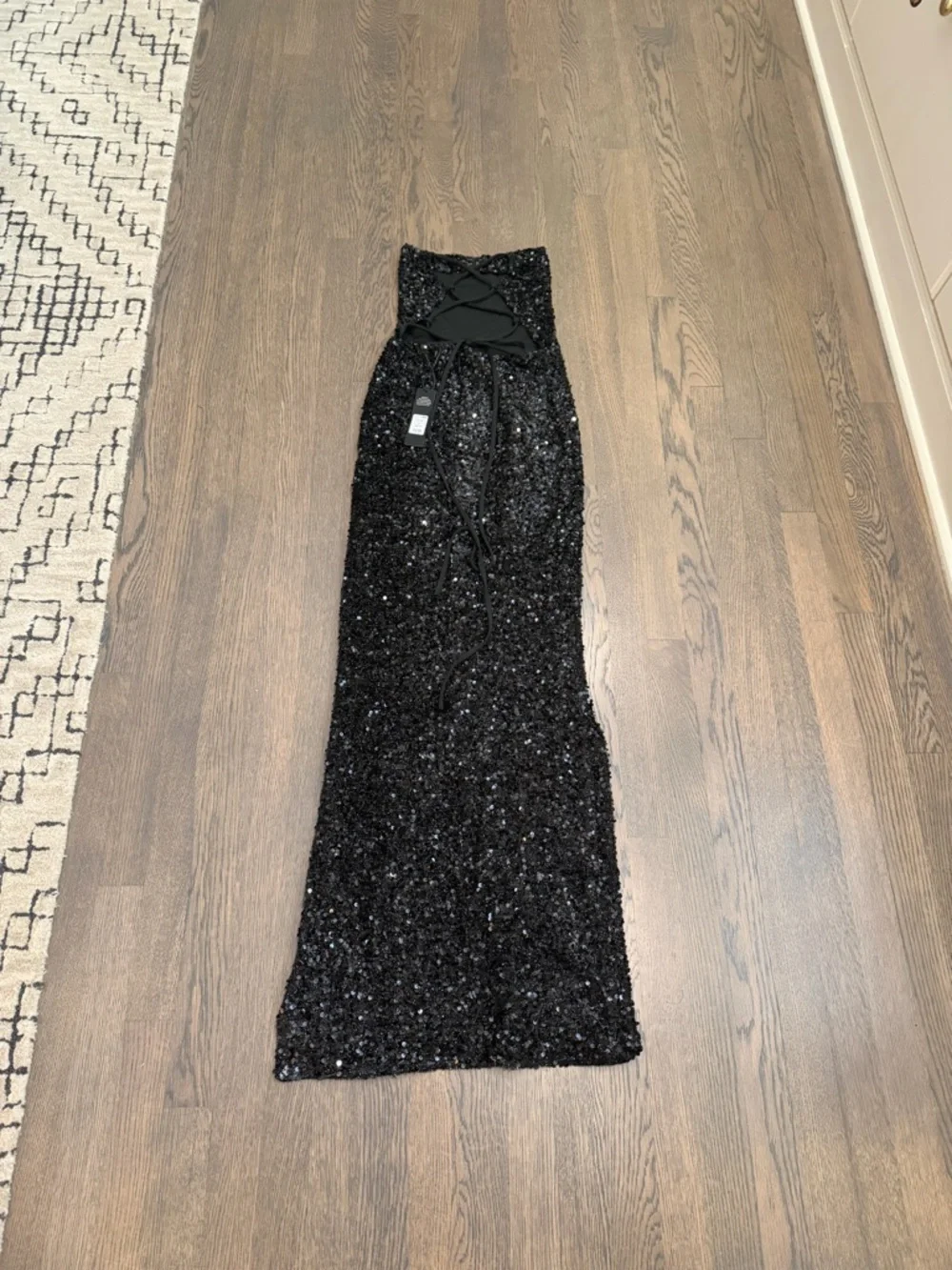 NWT Fashion Nova Black Sequin Spaghetti-Strap Evening Gown Size XS - Picture 3 of 5